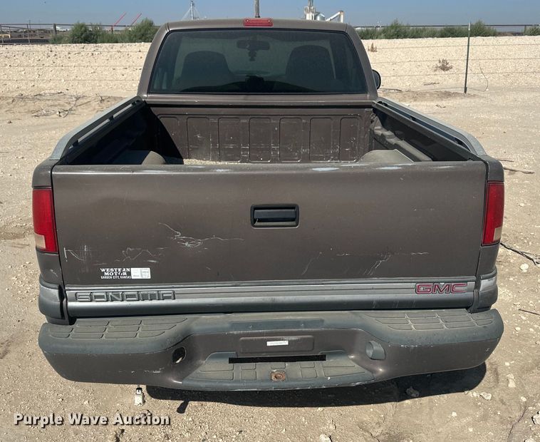 image for item OC9436 1998 GMC Sonoma  pickup truck