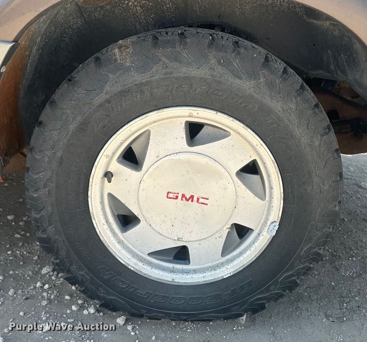 image for item OC9436 1998 GMC Sonoma  pickup truck