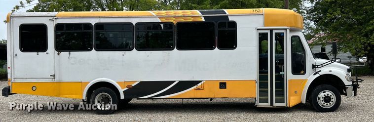 image for item OK9786 2012 Freightliner S2C  shuttle bus