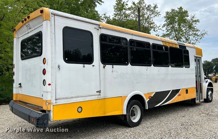 image for item OK9786 2012 Freightliner S2C  shuttle bus