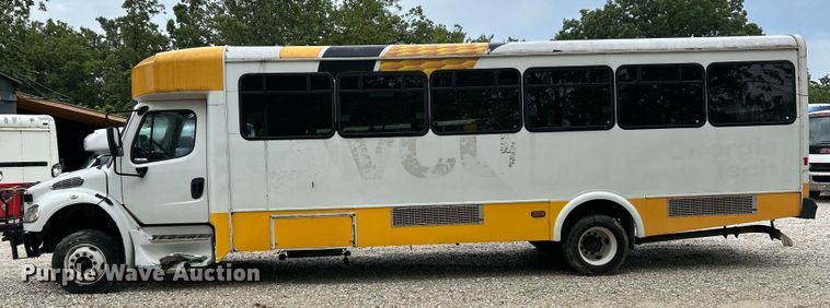 image for item OK9786 2012 Freightliner S2C  shuttle bus