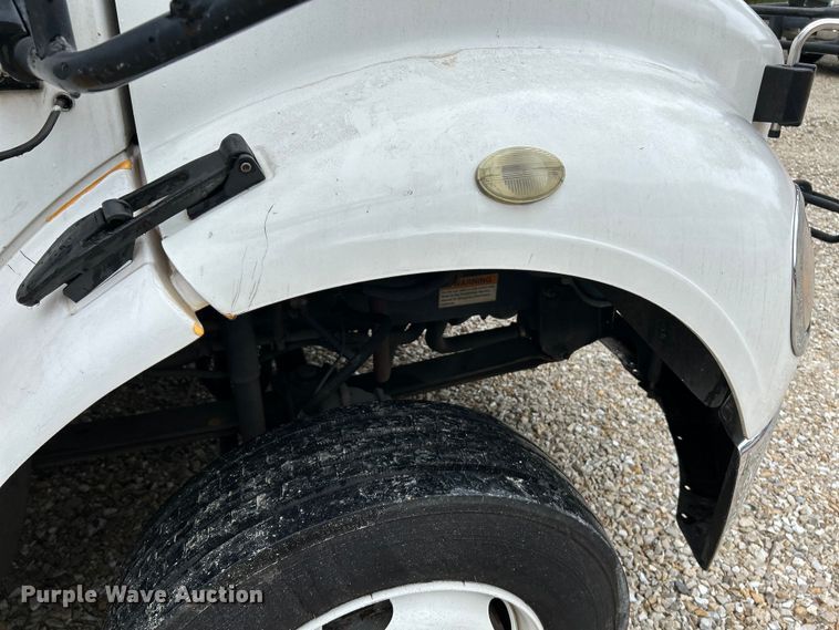 image for item OK9786 2012 Freightliner S2C  shuttle bus