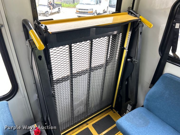 image for item OK9786 2012 Freightliner S2C  shuttle bus