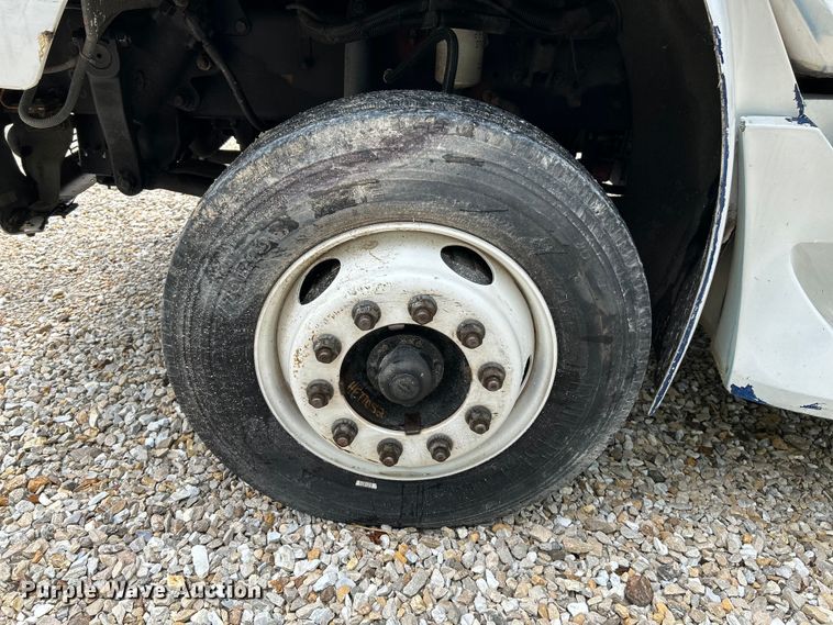 image for item OK9786 2012 Freightliner S2C  shuttle bus