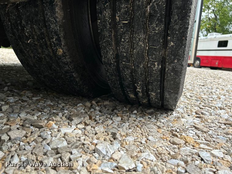 image for item OK9786 2012 Freightliner S2C  shuttle bus