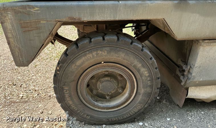 image for item AF9666 Tennant Sentinel street sweeper truck