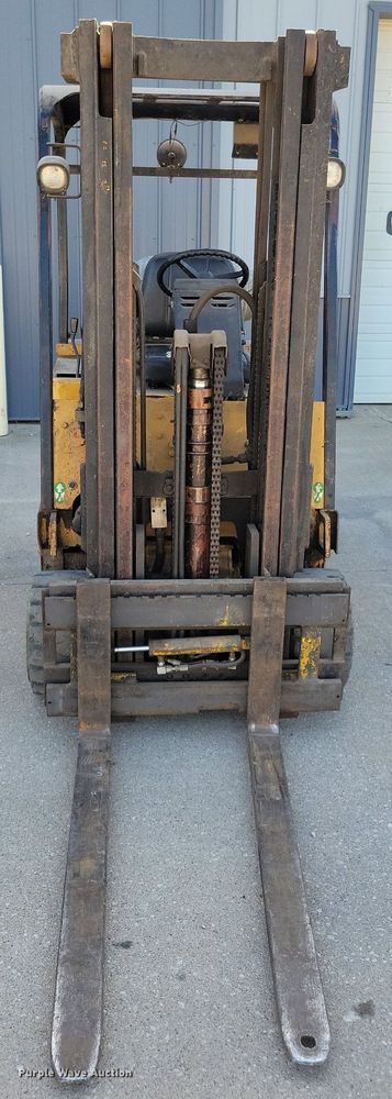 image for item DA7233 Caterpillar T50D forklift