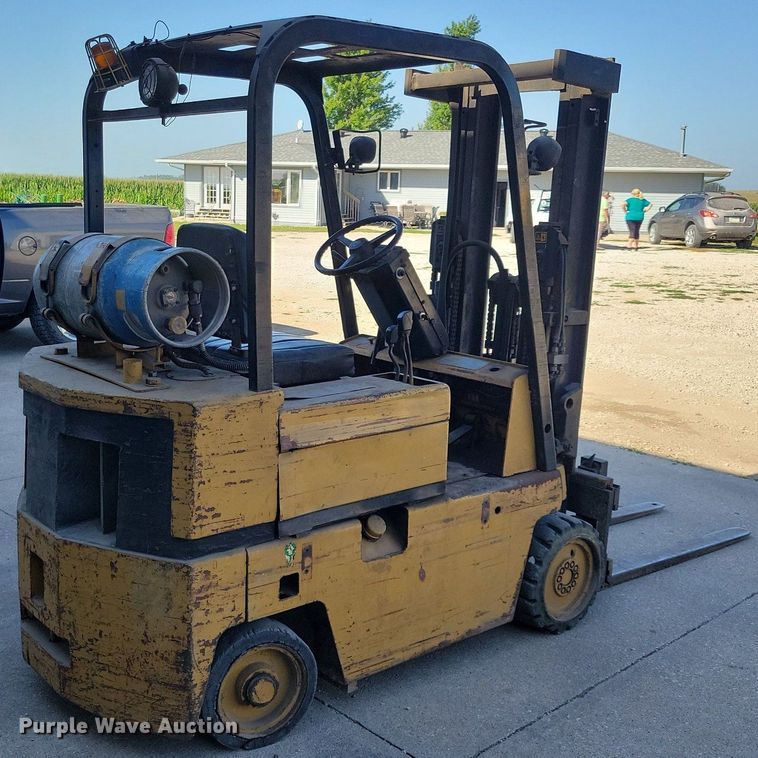 image for item DA7233 Caterpillar T50D forklift