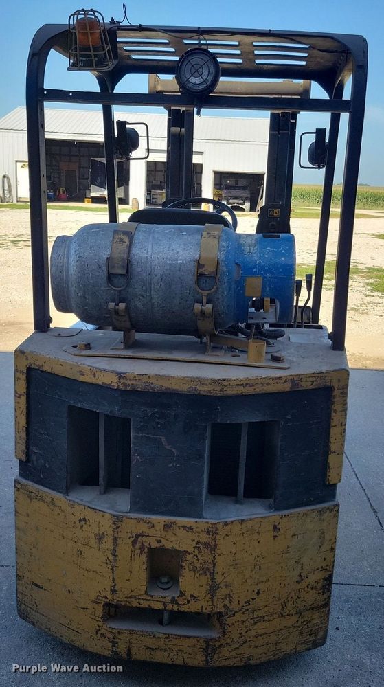 image for item DA7233 Caterpillar T50D forklift