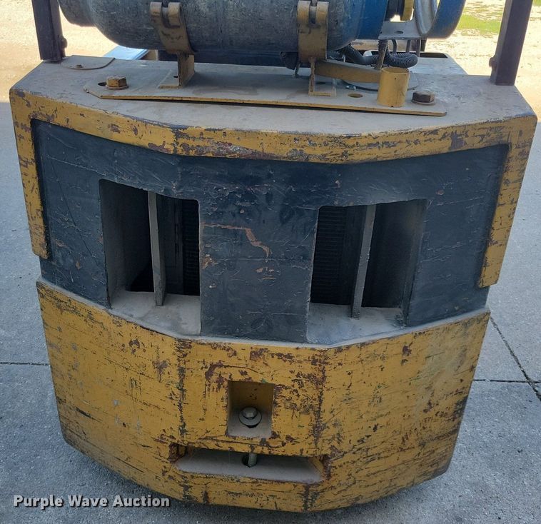 image for item DA7233 Caterpillar T50D forklift