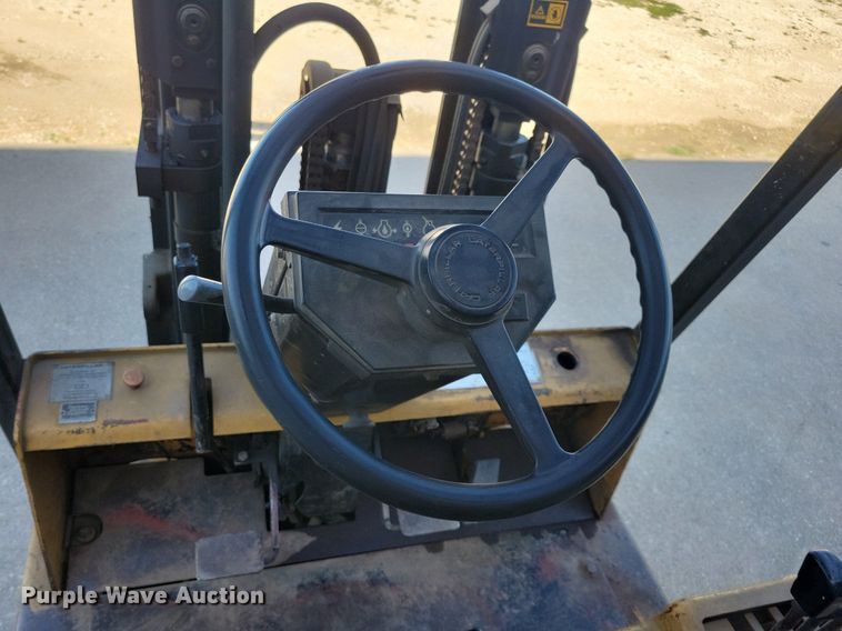 image for item DA7233 Caterpillar T50D forklift
