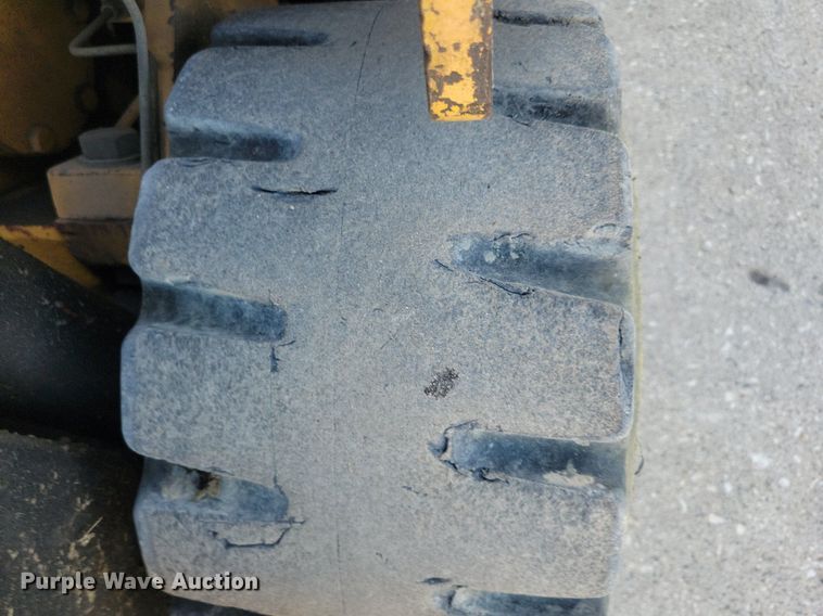 image for item DA7233 Caterpillar T50D forklift