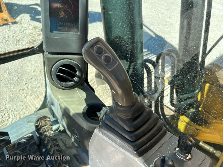 image for item DI7990 2011 Caterpillar 320DL  excavator