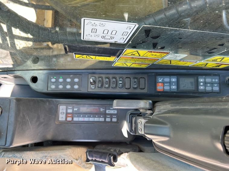 image for item DI7990 2011 Caterpillar 320DL  excavator