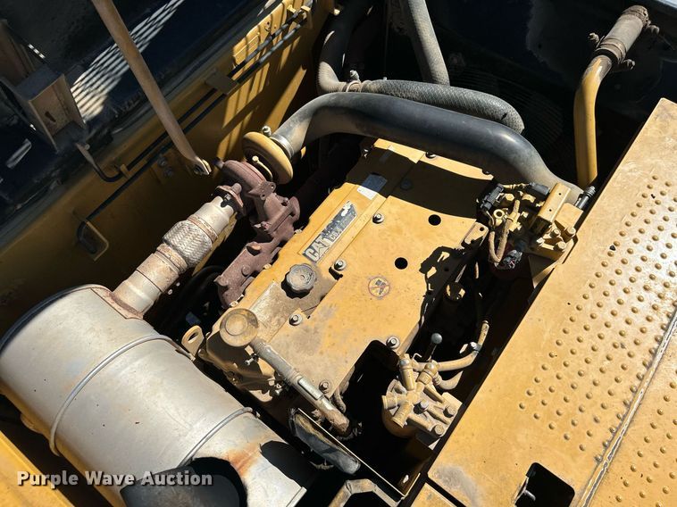 image for item DI7990 2011 Caterpillar 320DL  excavator