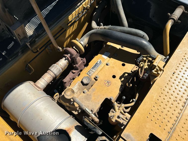 image for item DI7990 2011 Caterpillar 320DL  excavator