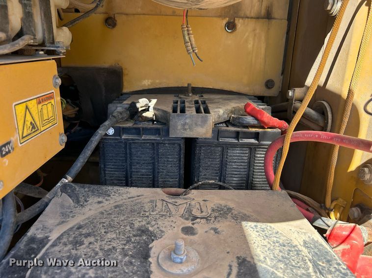 image for item DI7990 2011 Caterpillar 320DL  excavator