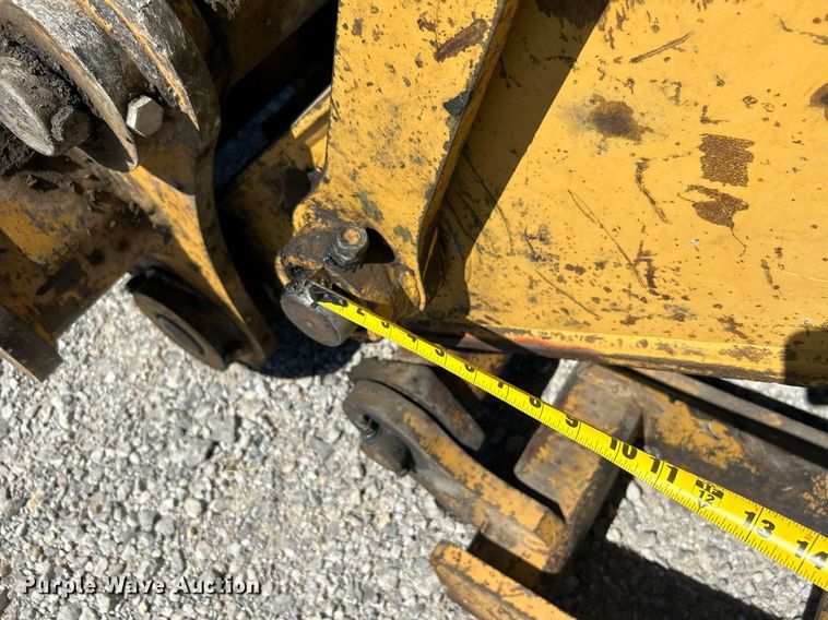 image for item DI7990 2011 Caterpillar 320DL  excavator