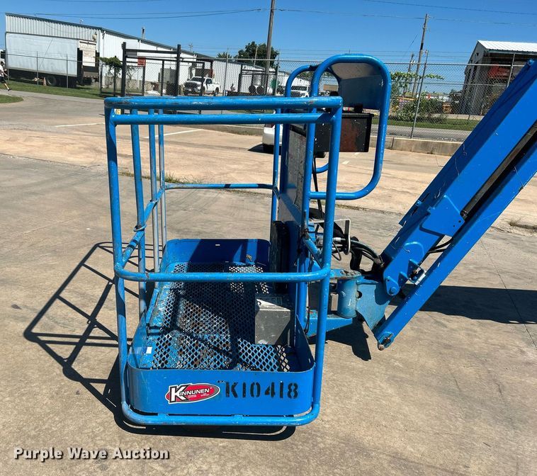 image for item DJ6249 2013 Genie S-65  boom lift
