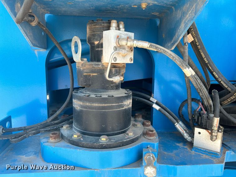 image for item DJ6249 2013 Genie S-65  boom lift