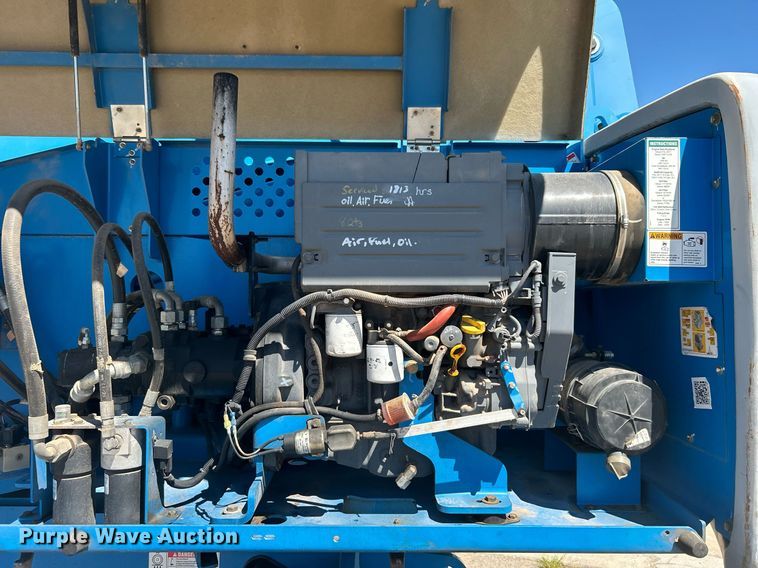 image for item DJ6249 2013 Genie S-65  boom lift