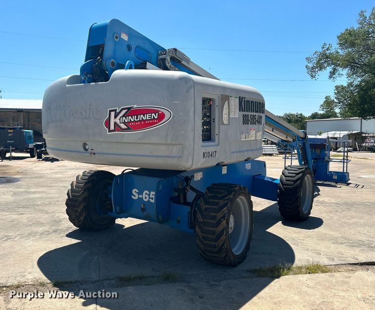 image for item DJ6251 2013 Genie S-65  boom lift