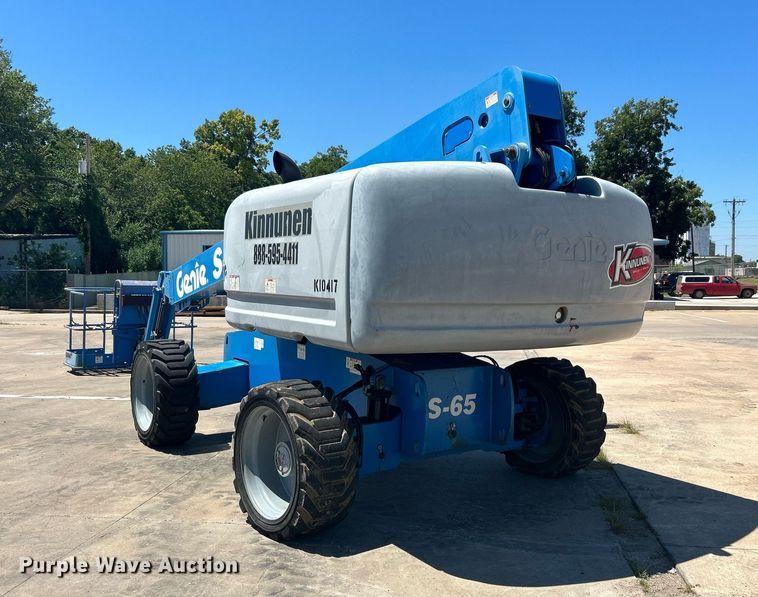 image for item DJ6251 2013 Genie S-65  boom lift