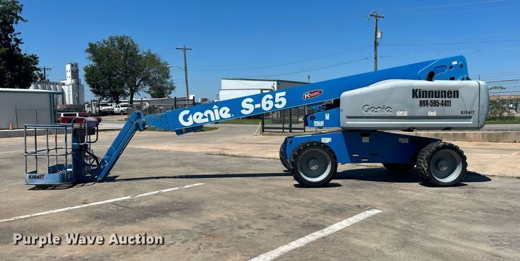 image for item DJ6251 2013 Genie S-65  boom lift
