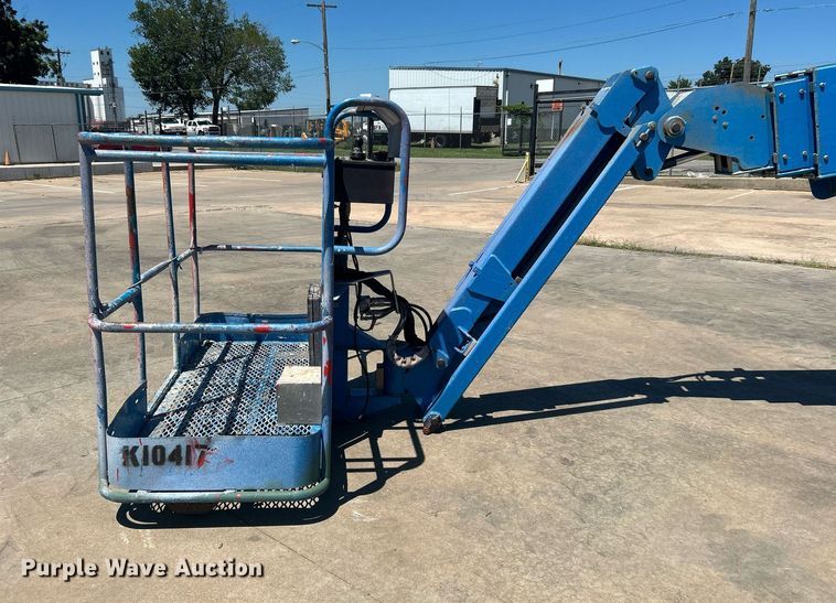 image for item DJ6251 2013 Genie S-65  boom lift