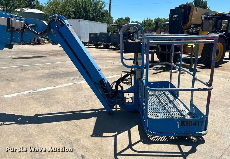 image for item DJ6251 2013 Genie S-65  boom lift