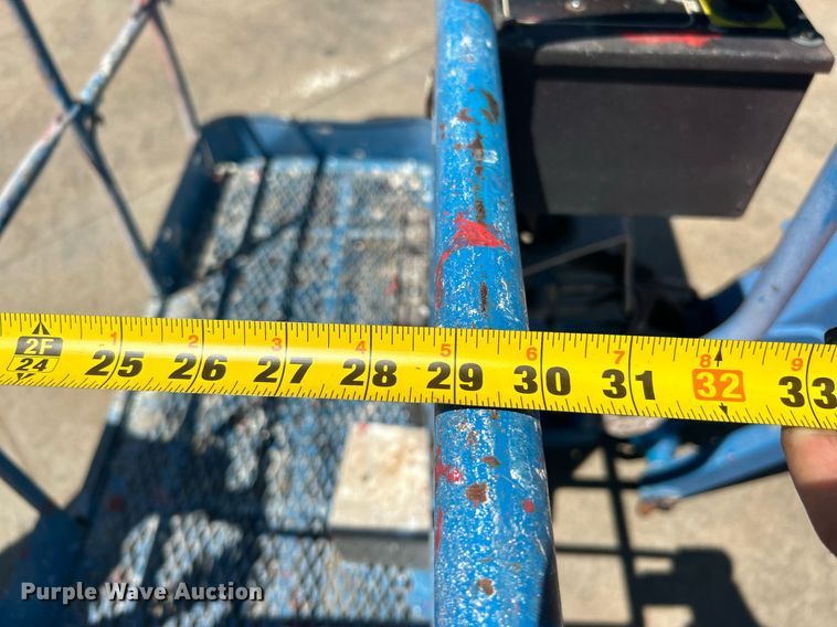 image for item DJ6251 2013 Genie S-65  boom lift