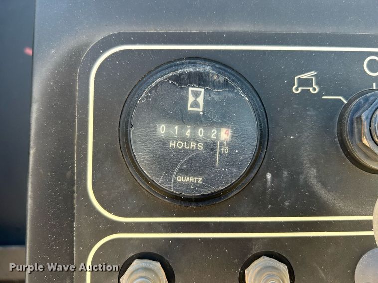 image for item DJ6251 2013 Genie S-65  boom lift