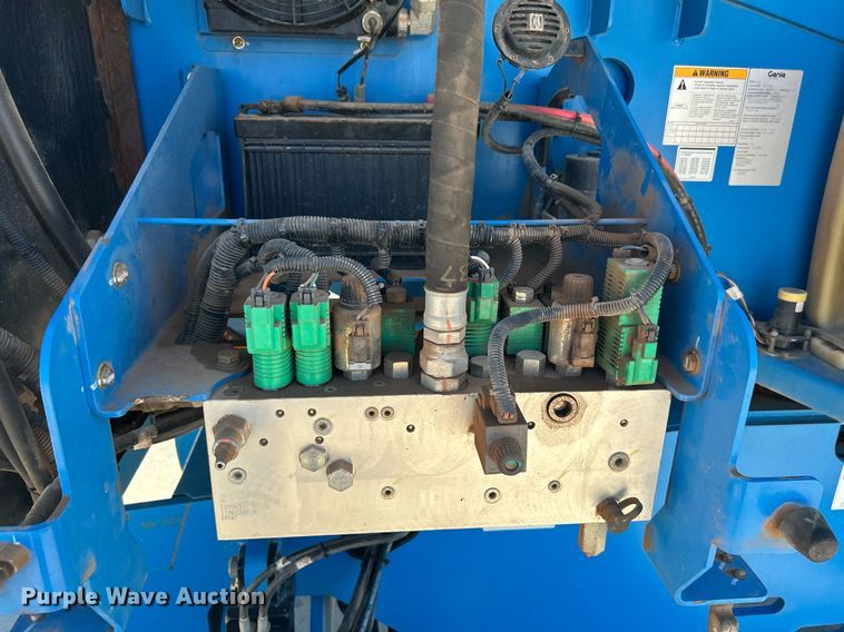 image for item DJ6251 2013 Genie S-65  boom lift