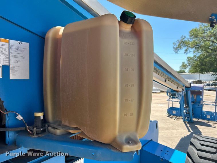 image for item DJ6251 2013 Genie S-65  boom lift