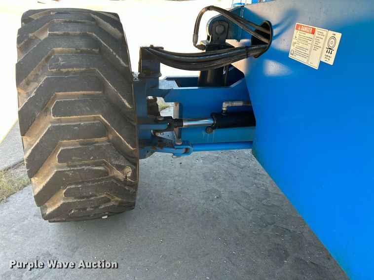 image for item DJ6251 2013 Genie S-65  boom lift