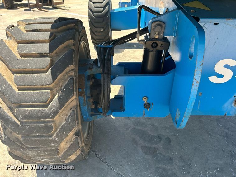 image for item DJ6251 2013 Genie S-65  boom lift