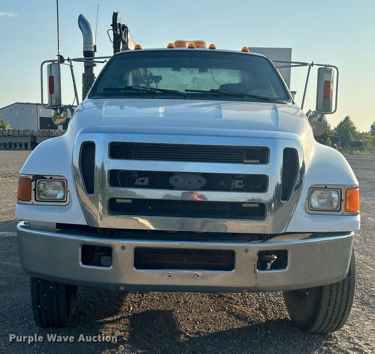 image for item DJ6266 2007 Ford F750 Super Duty  utility / service truck