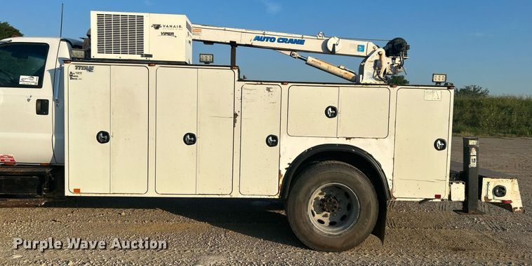 image for item DJ6266 2007 Ford F750 Super Duty  utility / service truck