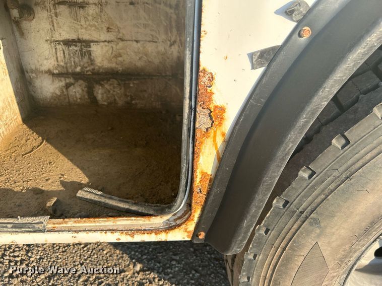 image for item DJ6266 2007 Ford F750 Super Duty  utility / service truck