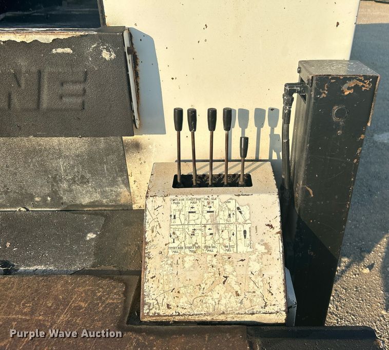 image for item DJ6266 2007 Ford F750 Super Duty  utility / service truck