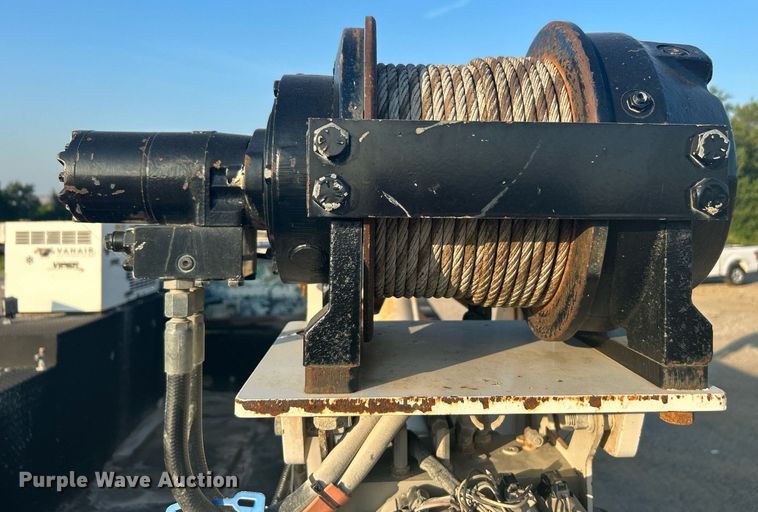 image for item DJ6266 2007 Ford F750 Super Duty  utility / service truck