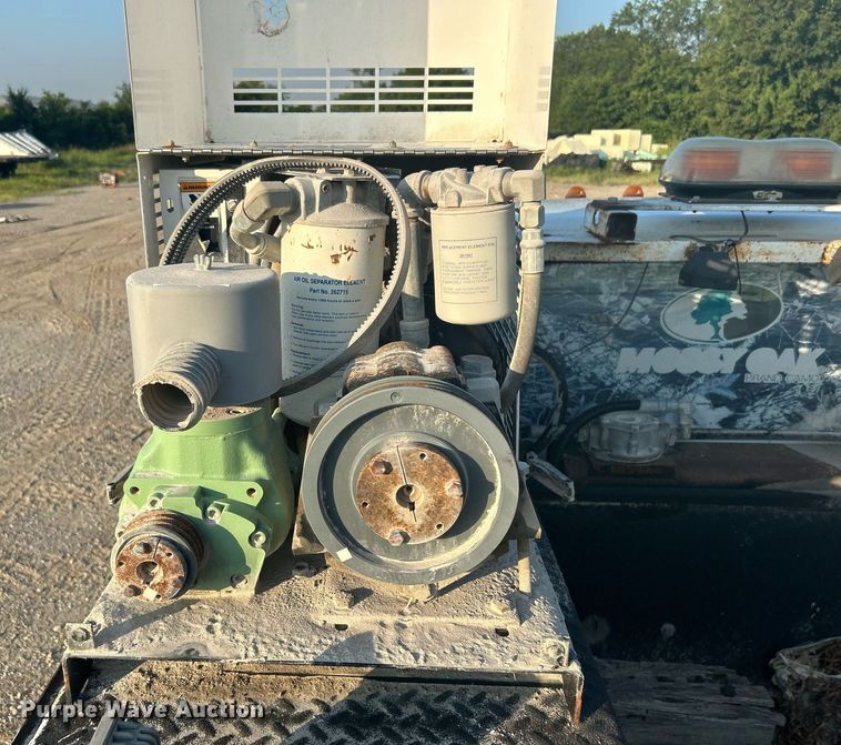 image for item DJ6266 2007 Ford F750 Super Duty  utility / service truck