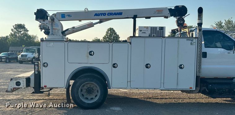 image for item DJ6266 2007 Ford F750 Super Duty  utility / service truck