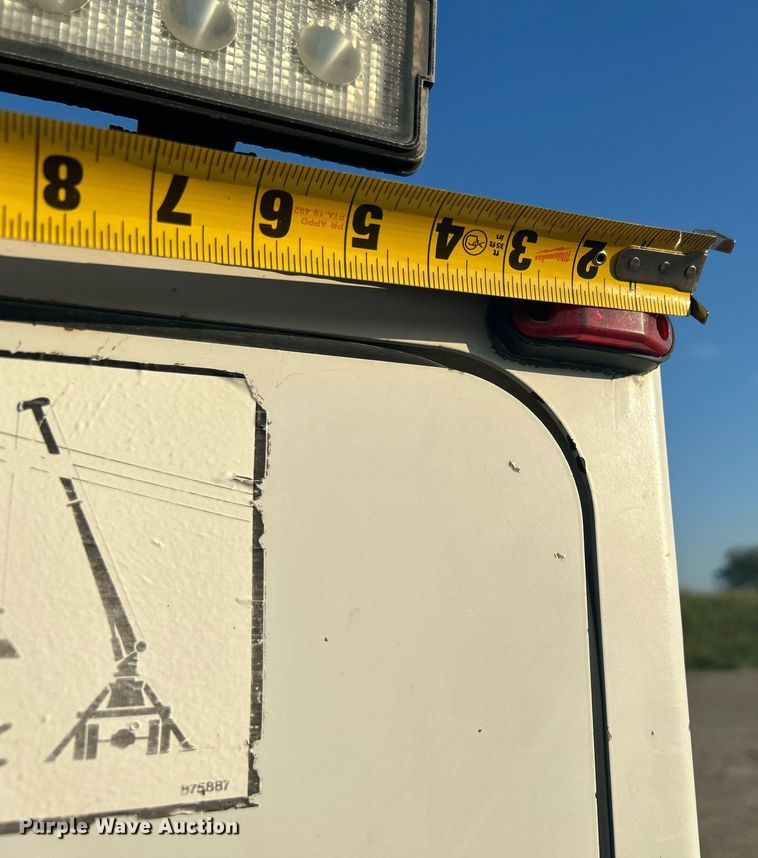 image for item DJ6266 2007 Ford F750 Super Duty  utility / service truck