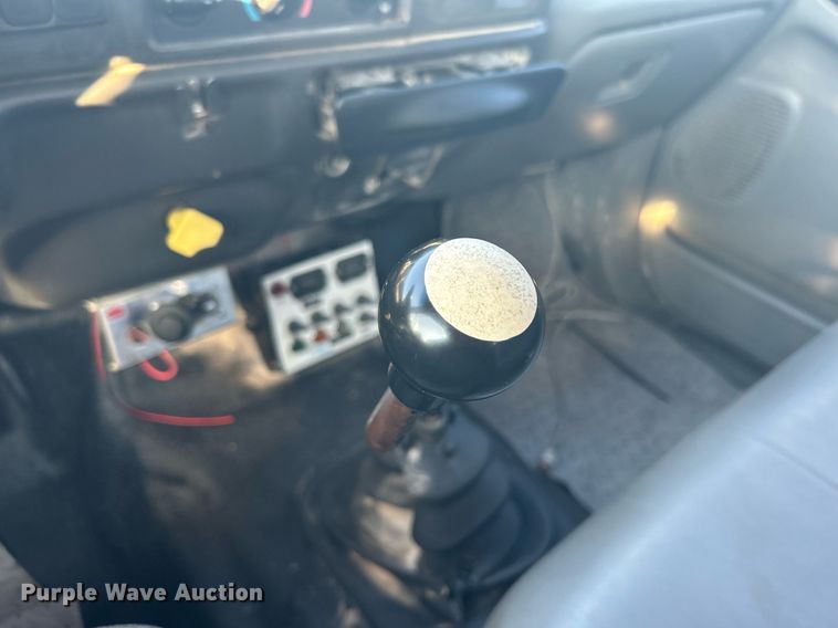 image for item DJ6266 2007 Ford F750 Super Duty  utility / service truck