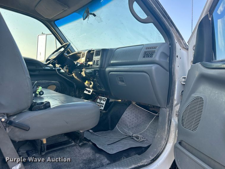 image for item DJ6266 2007 Ford F750 Super Duty  utility / service truck