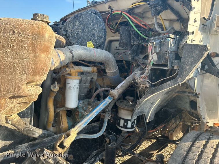 image for item DJ6266 2007 Ford F750 Super Duty  utility / service truck