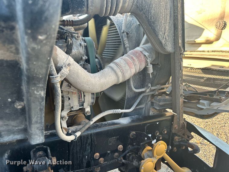 image for item DJ6266 2007 Ford F750 Super Duty  utility / service truck