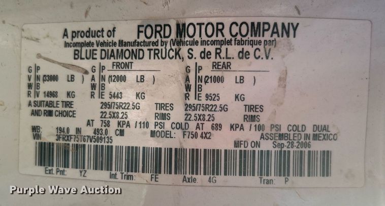 image for item DJ6266 2007 Ford F750 Super Duty  utility / service truck