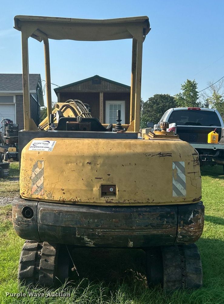 image for item DJ6284 Yuchai WY2.5  mini excavator